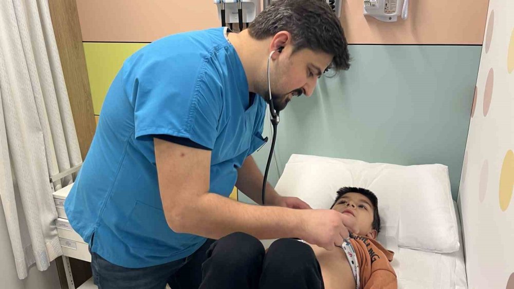 Bir Sıcak Bir Soğuk Havalar, Hastalıkları Arttırdı