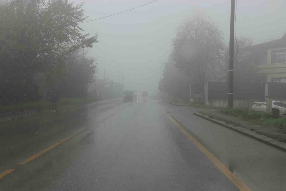 Sis Görüş Mesafesini 50 Metreye Düşürdü