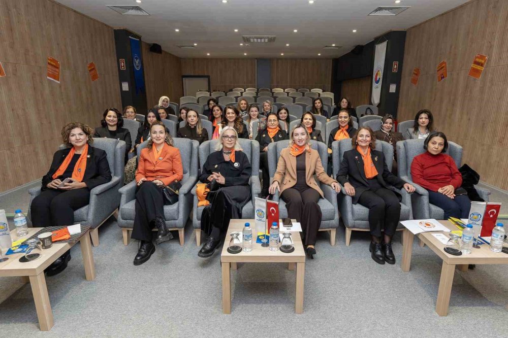 Girişimci Kadınlar, Siber Şiddete ’dur’ Dedi