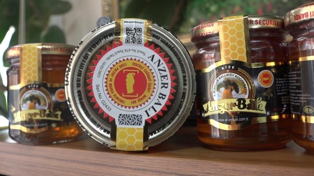 Yılda 10 Ton Üretiliyor, 100 Ton Sahtesi Satılıyor