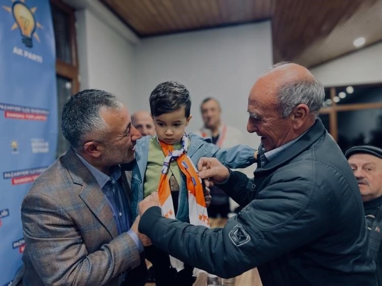 Ak Parti Teşkilatı Küçükelmalı Tabiat Parkı’nda Buluştu