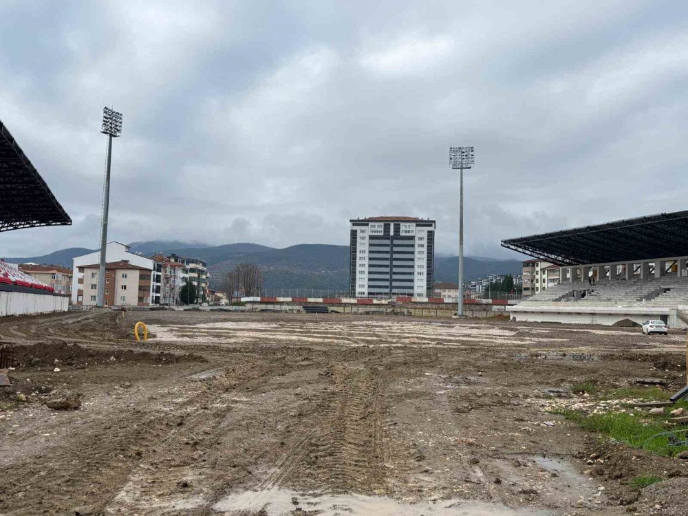 Bakan Yardımcısı Eminoğlu’na Stat İçin Dosya