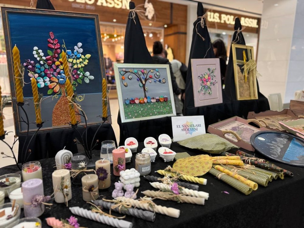 Bu Eserlerin Hepsi Özel Gereksinimli Bireylerin Ellerinden Çıktı