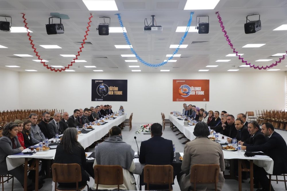 Gençlik Ve Spor Müdürleri Bir Araya Geldi