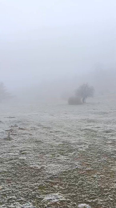 Mevsimin İlk Karı Yağdı