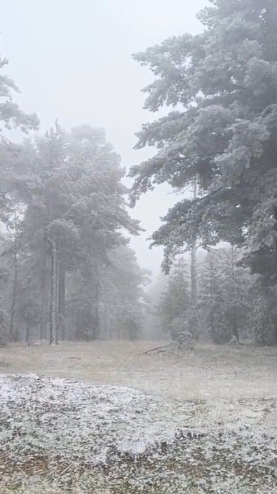 Mevsimin İlk Karı Yağdı