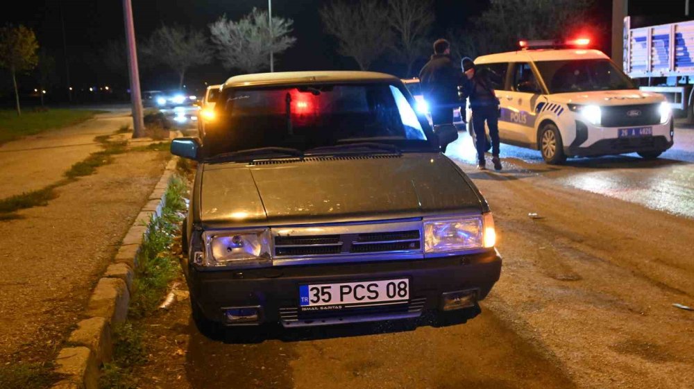 Polisten Kaçan Ehliyetsiz Sürücüye 33 Bin 271 TL Ceza