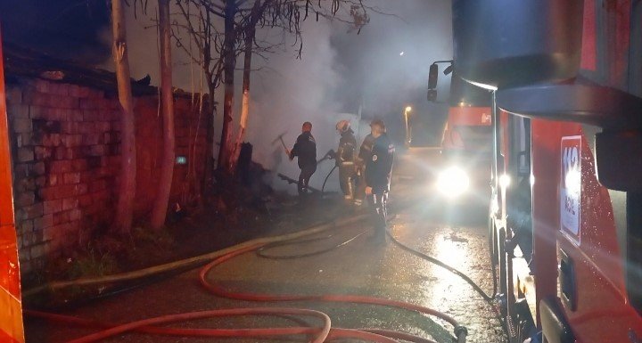 Gece Saatlerinde Yangın Paniği!