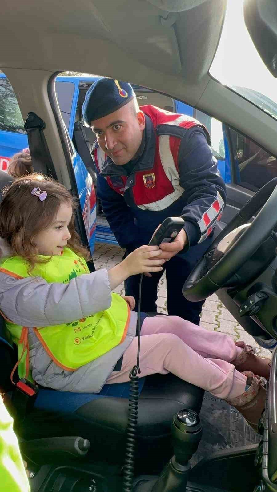 Öğrencilere Temel Trafik Eğitimi Verildi
