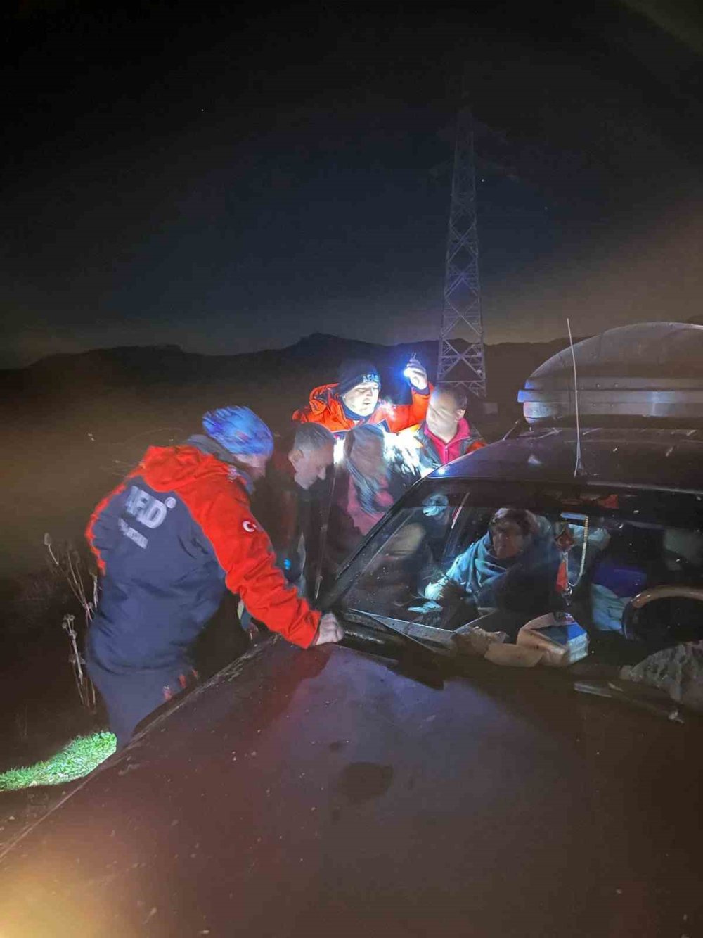 Yaylada Kaybolduktan Saatler Sonra Bulunmuşlardı: O Anlar Cep Telefonu Kamerasına Yansıdı