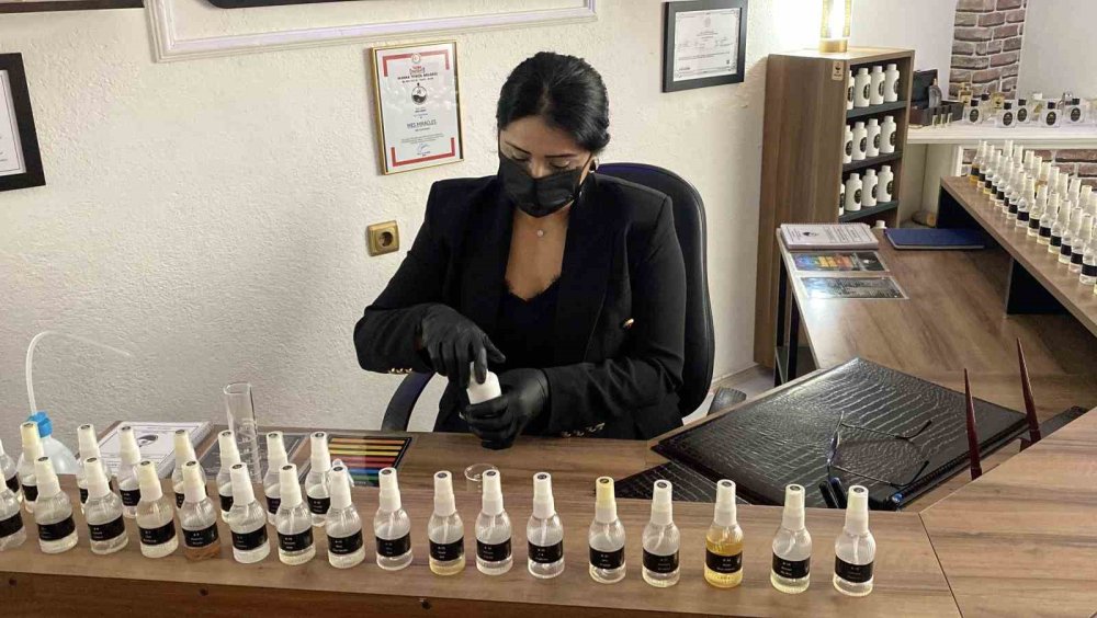 İzlediği Filmden Etkilenen Kadın Kendi İşini Kurup Parfümör Oldu