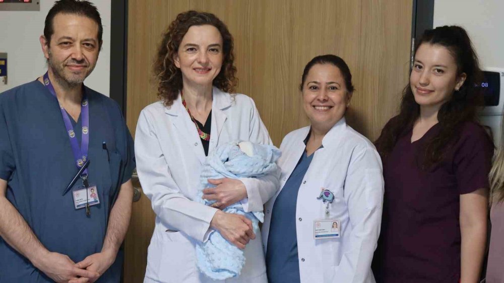 Tüp Bebek Merkezi’nde İlk Bebek Dünyaya Geldi