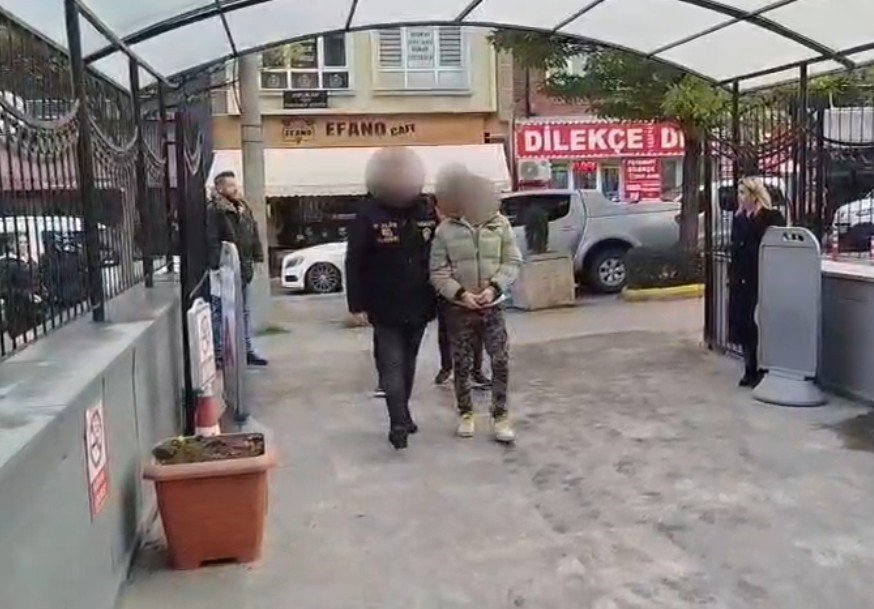 Kilitli Motosikleti Çalan Şüpheliler Yakalandı