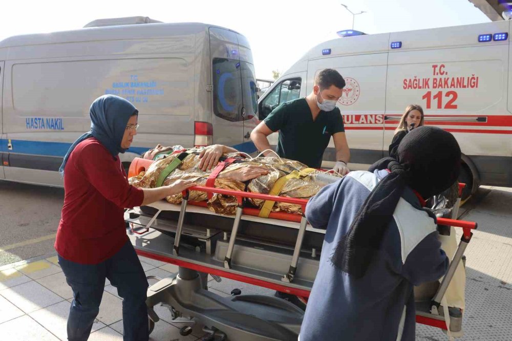 Hastanede Gerçeğini Aratmayan Deprem Ve Yangın Tatbikatı
