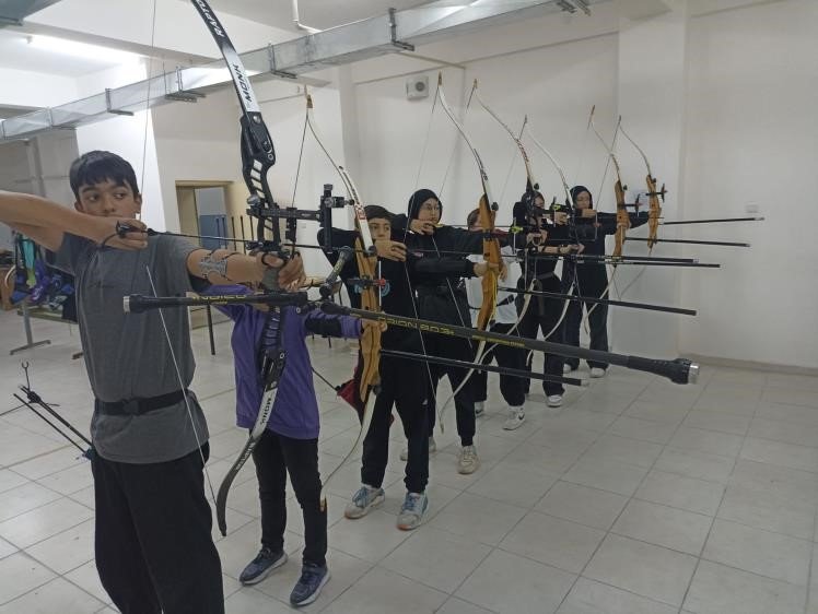 Okçuluk Çalışmaları Yoğun Tempoyla Sürüyor