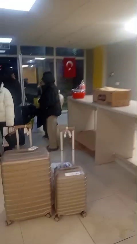 Eğitim İçin 4 Bin 301 Kilometre Yol Kat Ettiler, Şimdi Kapı Önündeler