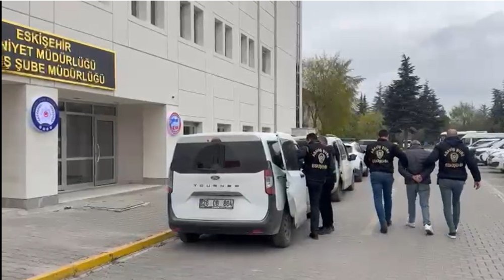 Yaşlı 2 Vatandaşı Darp Edip Altın Bileziği Çalan Şahıs Tutuklandı