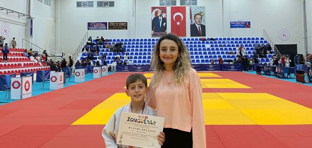 Minik Judocudan Büyük Başarı
