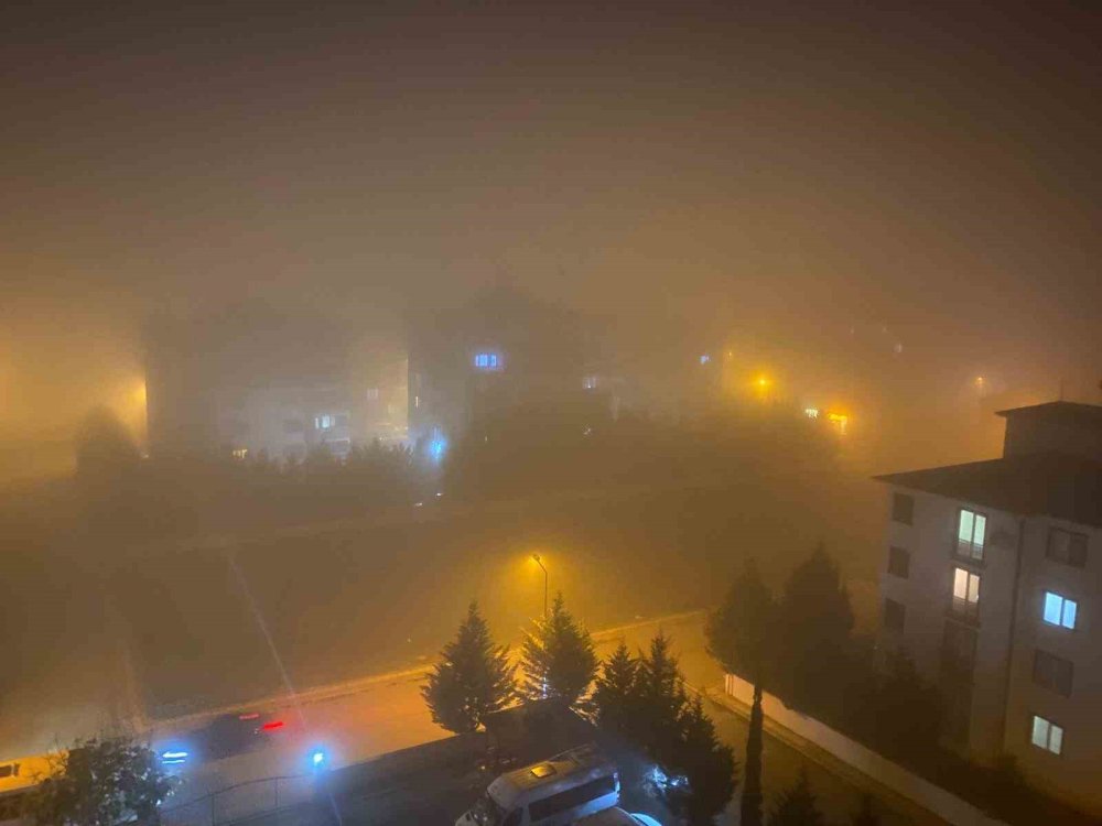 Sis Etkili Oldu, Görüş Mesafesi 1 Metreye Kadar Düştü