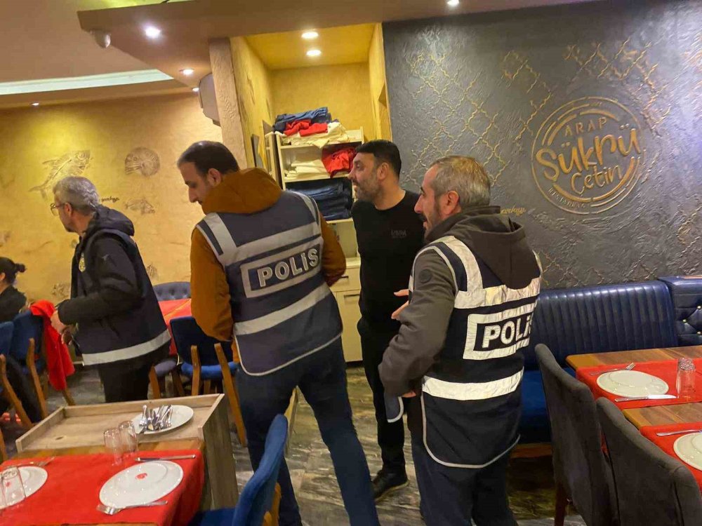 Aranan Şahıslar Yakalandı, Uyuşturucu Madde Ele Geçirildi