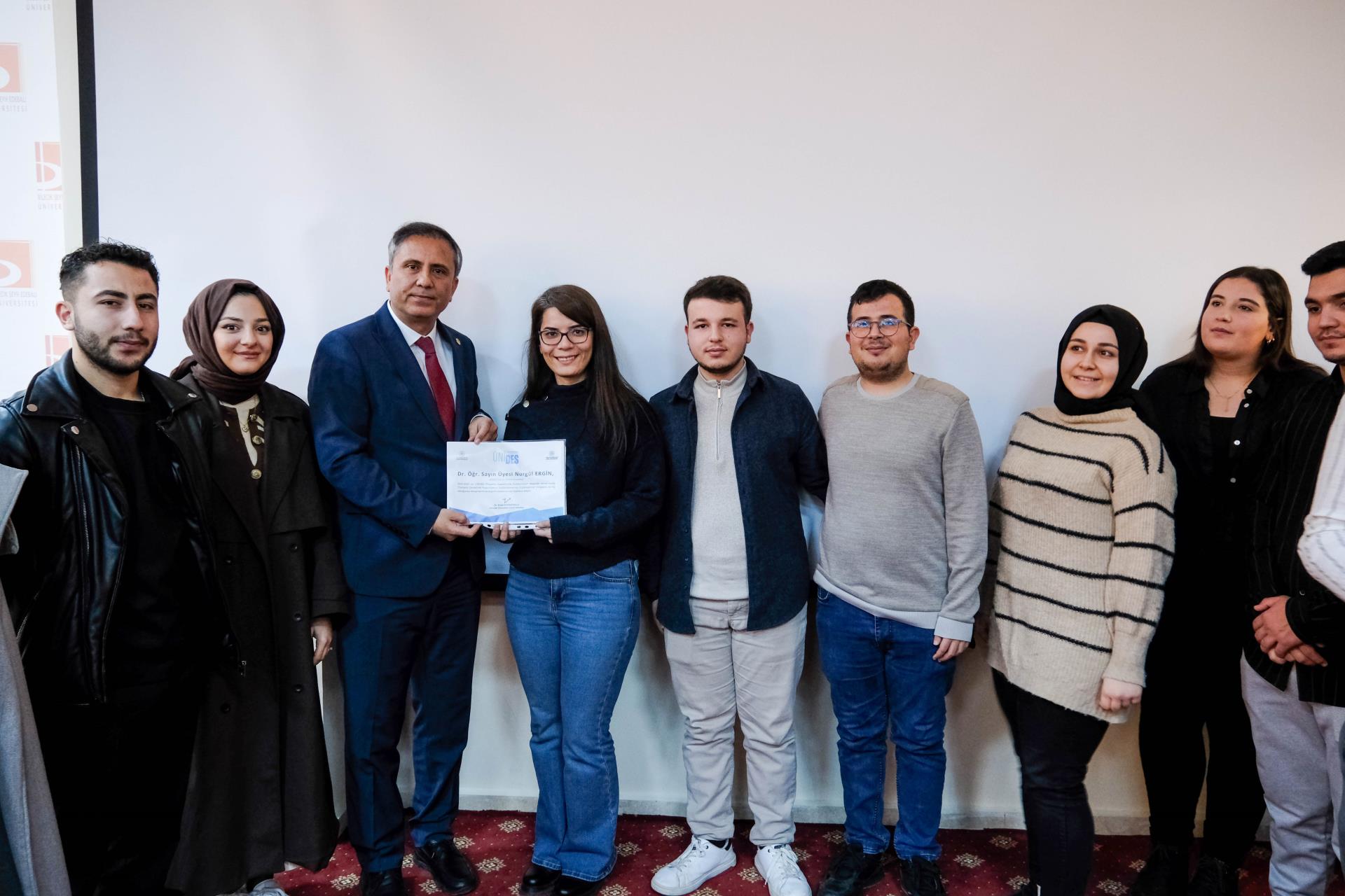 bseude-unides-sertifika-teslim-programi-duzenlendi3.jpg