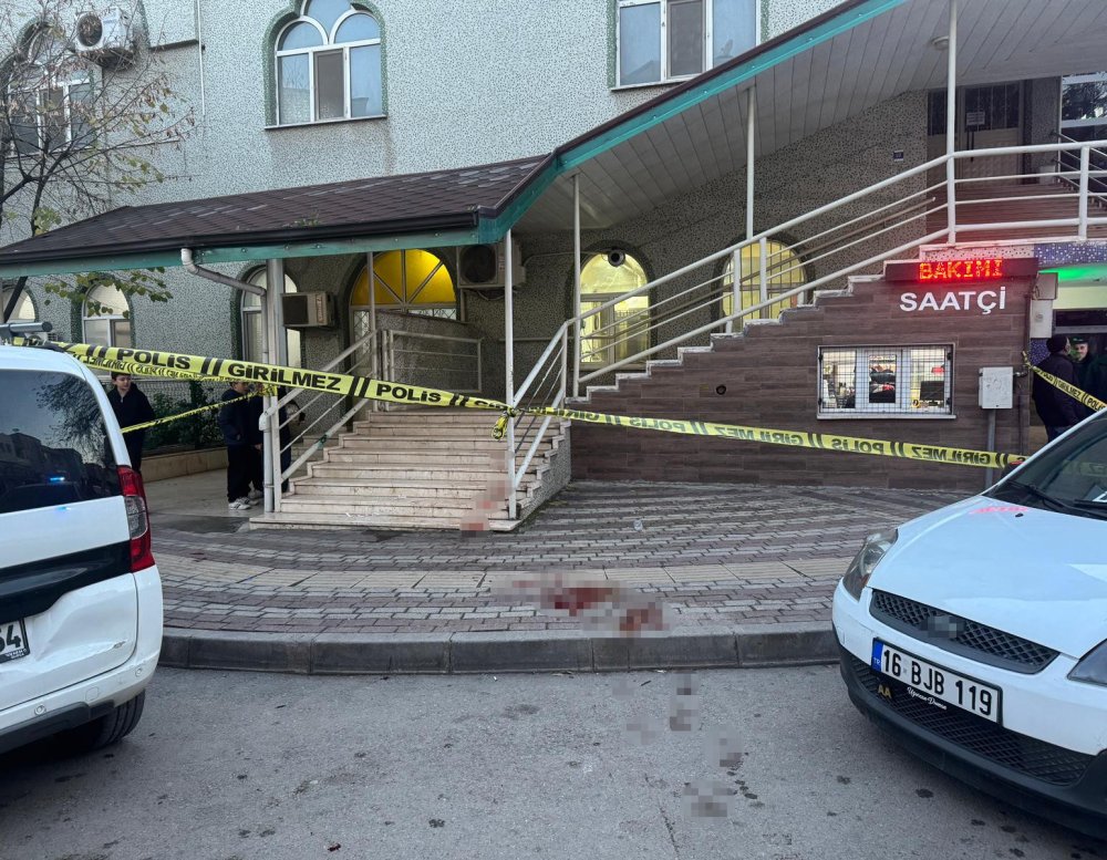 Çocuklar Arasında Bıçaklı Kavga: 2 Yaralı