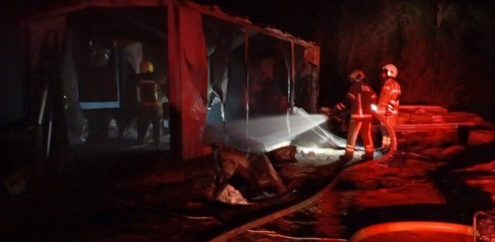 Küllükte Unutulan Sigara Yangına Neden Oldu