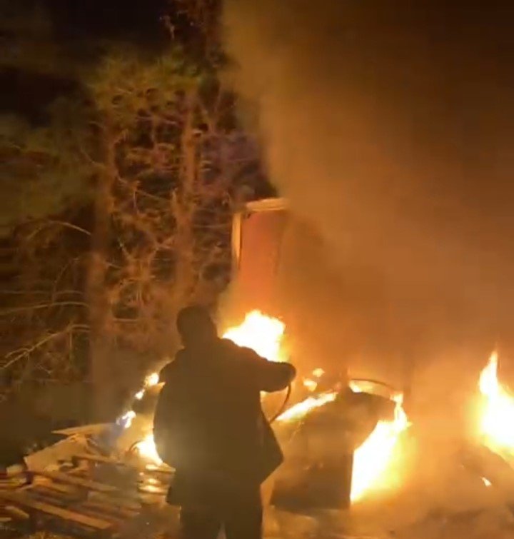 Küllükte Unutulan Sigara Yangına Neden Oldu