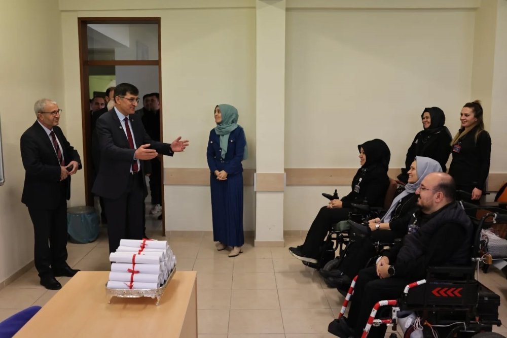 26 Personel İşaret Dili Sertifikası Aldı