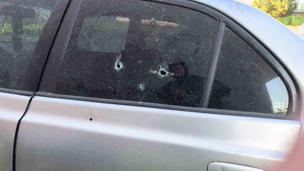 Emanet Ettiği Aracı, Kurşunlandığını Görünce Şok Geçirdi