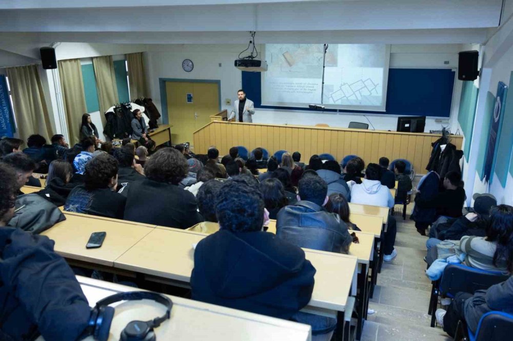 ’Toprağın Altından Sofranın Üstüne: Küllüoba’da Ekmeğin Arkeolojisi’ Başlıklı Seminer Düzenlendi