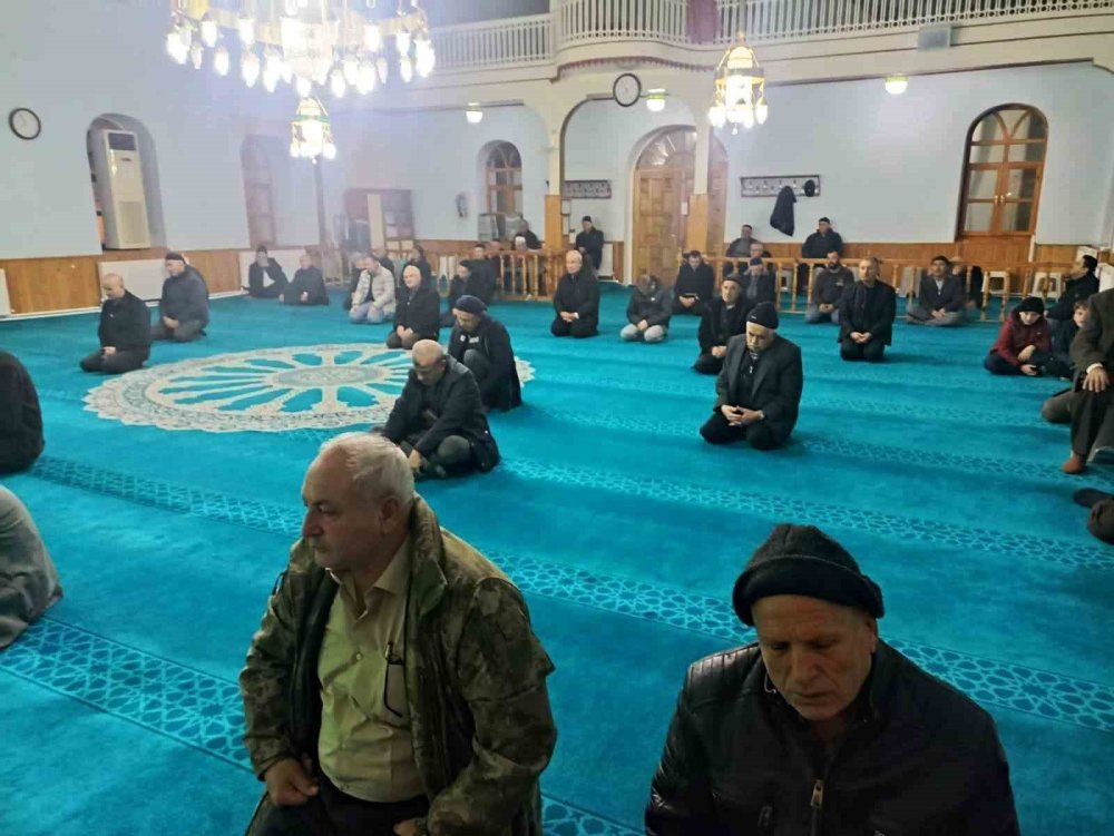 Hisarcık’ta Sabah Namazı Buluşması Gerçekleştirildi