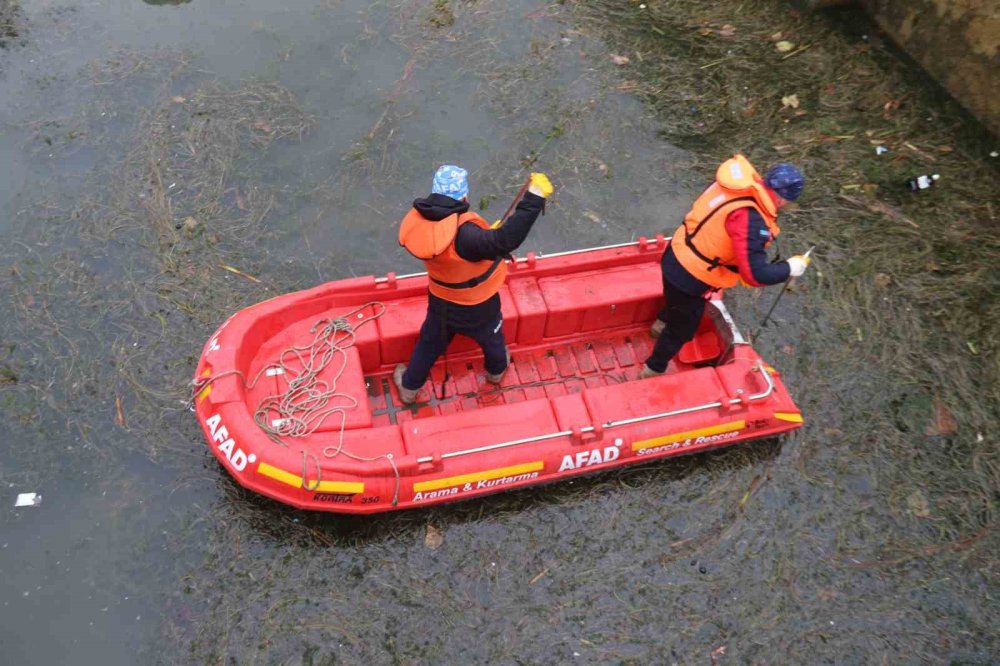 6 Gündür Kayıp Olan Öğretmeni Bulmak İçin Çalışmalar Devam Ediyor