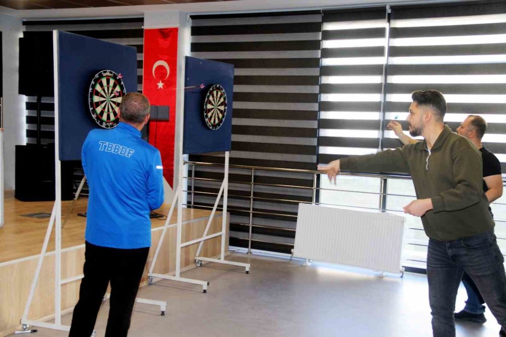 Firmalar Arası Dart Turnuvası Heyecanı