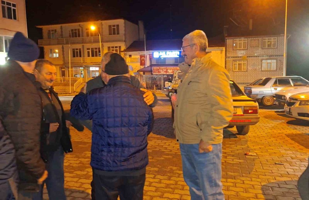 33 Kişilik Umre Kafilesi Dualarla Uğurlandı