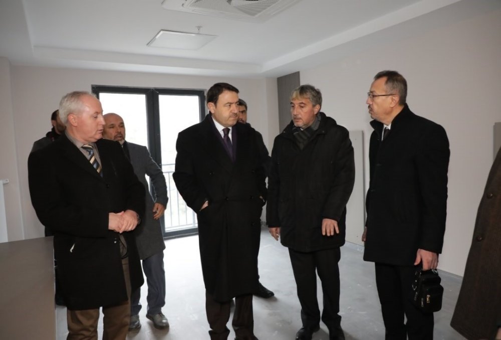 Yapımı Devam Eden Öğretmenevine İnceleme