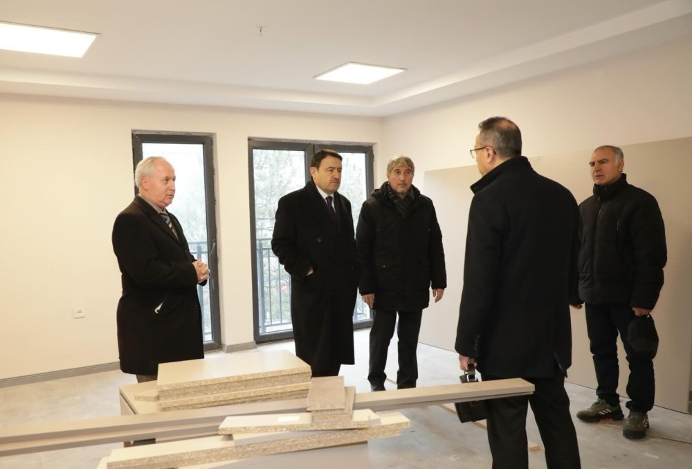 Yapımı Devam Eden Öğretmenevine İnceleme