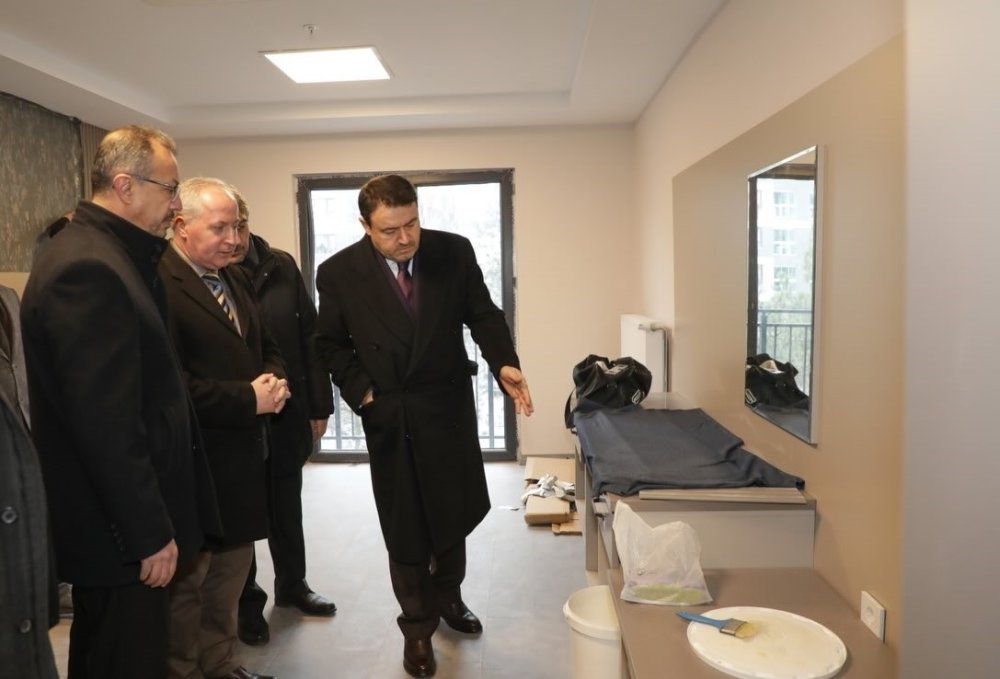 Yapımı Devam Eden Öğretmenevine İnceleme