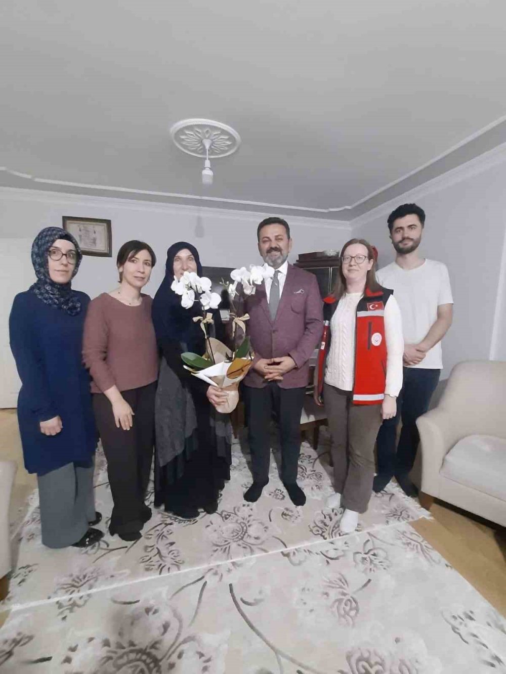 Çiçekler Şehit Annelerinin Elleriyle Güzelleşti