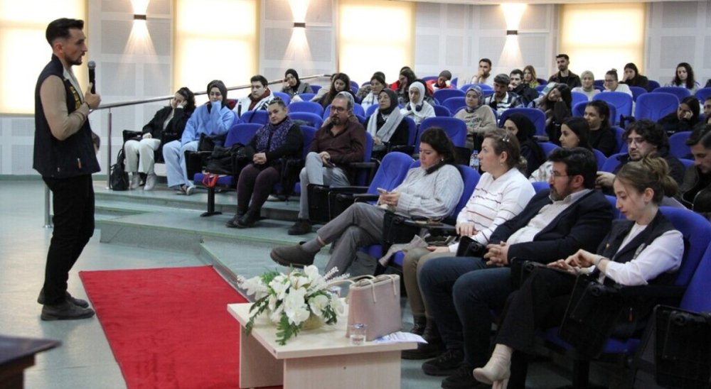 Sanal Riskler Ve Akran Zorbalığı İle Mücadele Ele Alındı