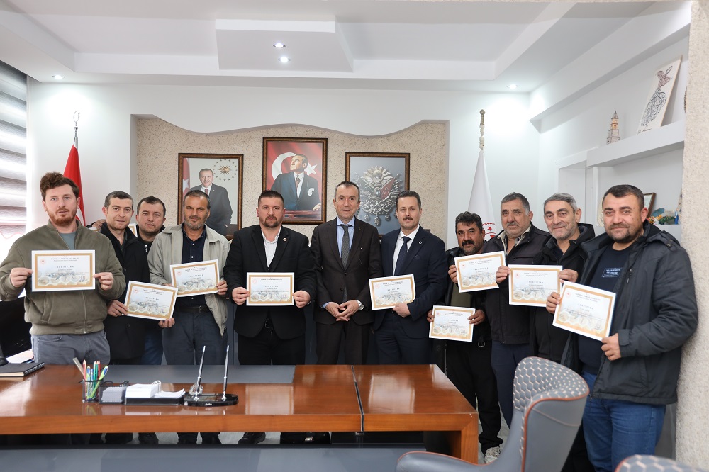 aricilara-sertifikalari-takdim-edildi.jpg