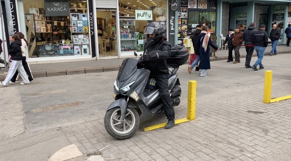 Kuryelerin Kış Mevsiminde Zorlu Çalışma Şartları