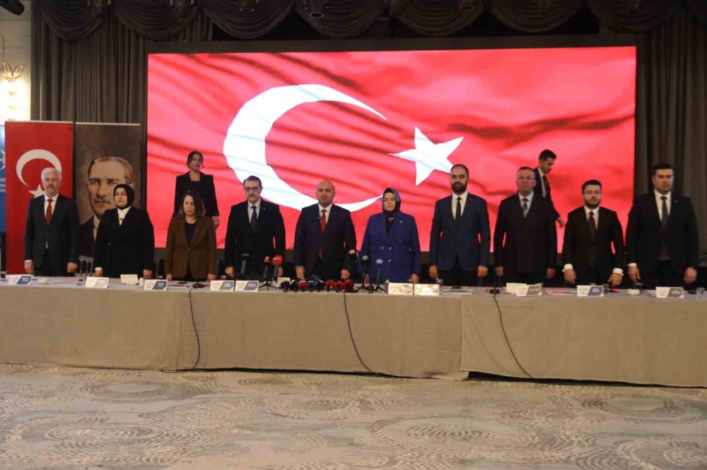 Ak Parti İl Başkanlığı Yılı Değerlendirip, Vizyonlarını Anlattı