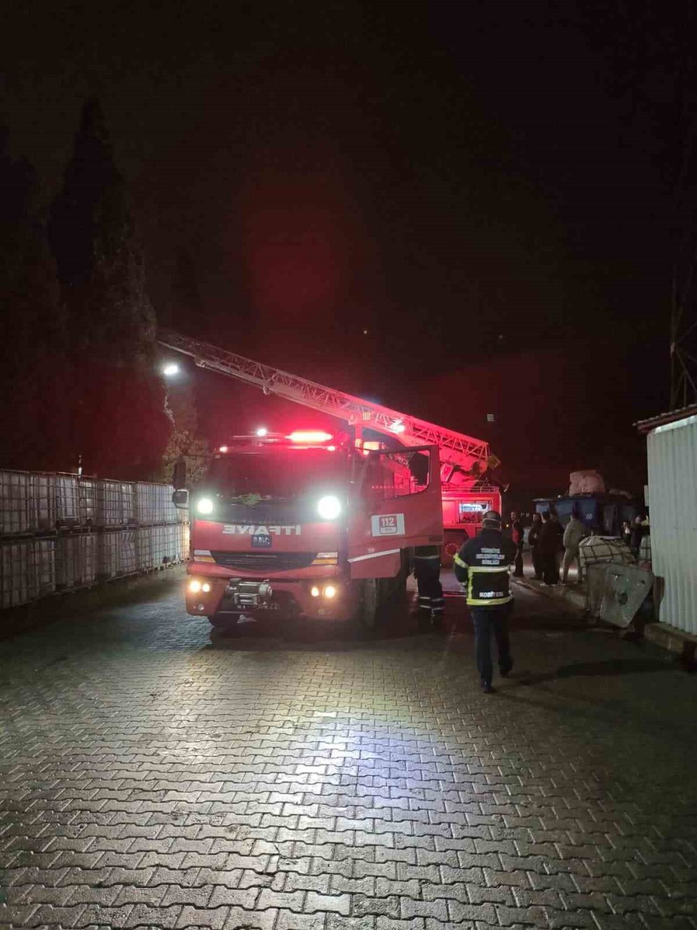 Bilecik’te Fabrika Yangını!