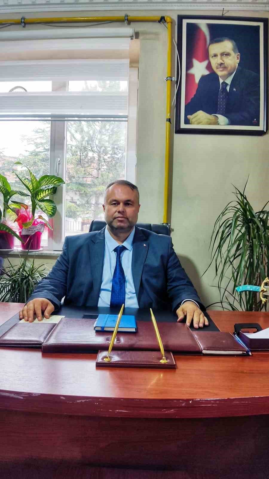 Chp’li Belediyeye Kandil Eleştirisi