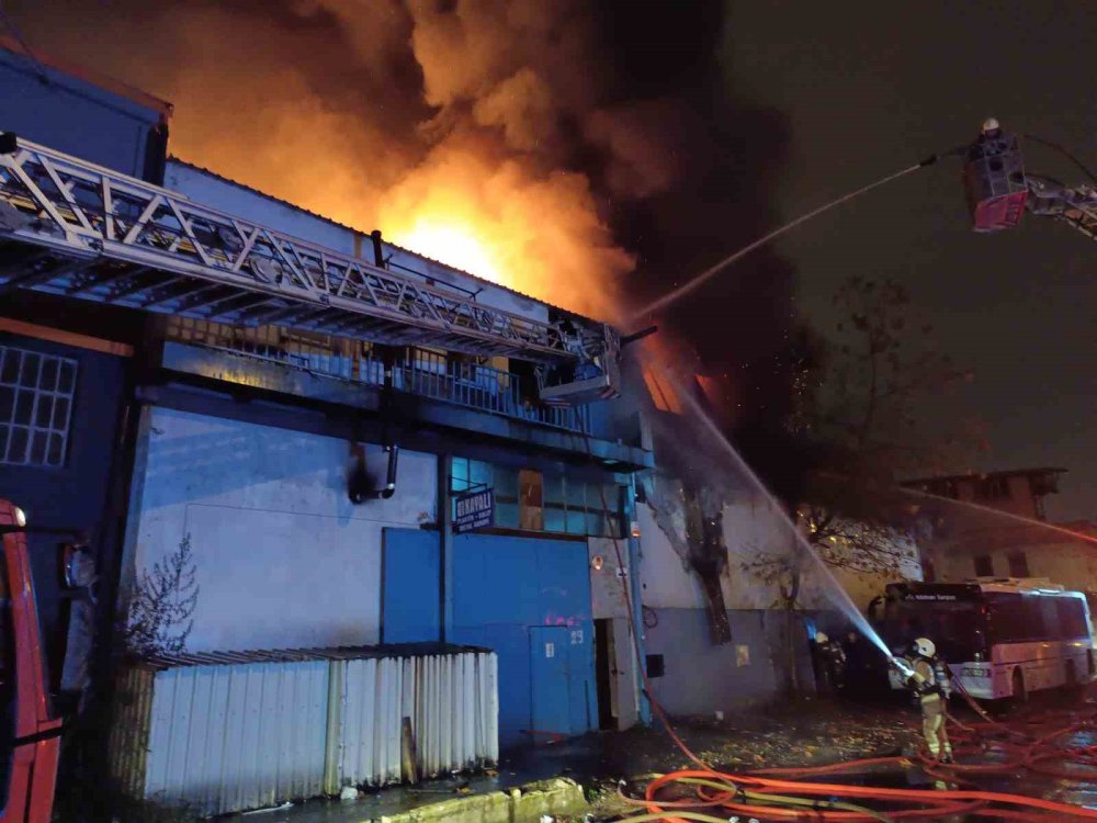 Alevler Çevredeki İşletmelere Sıçradı