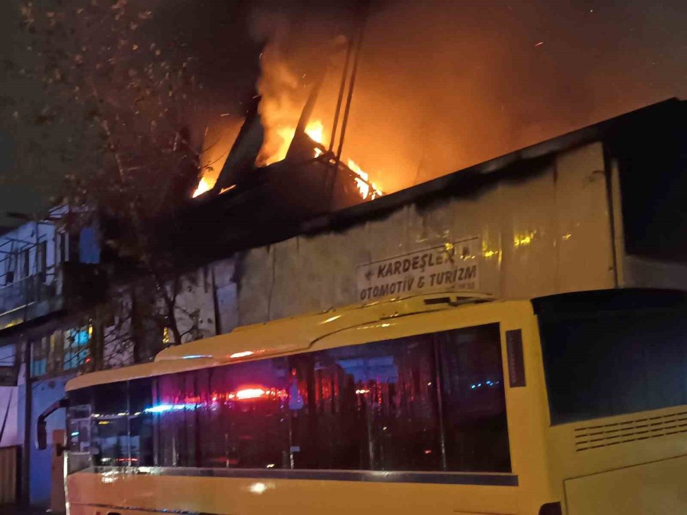 Alevler Çevredeki İşletmelere Sıçradı