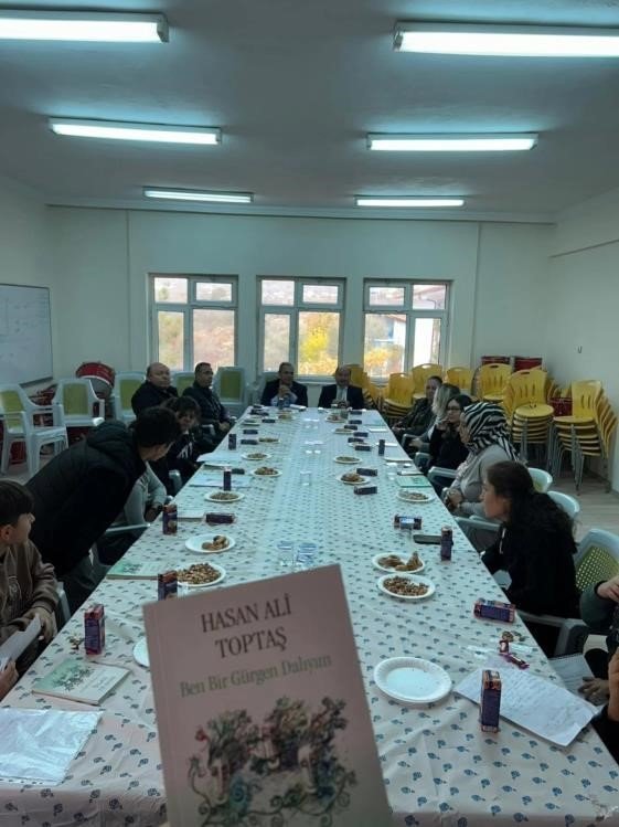 Öğrencilerle Kitap Okuma Projesi Hayata Geçirildi