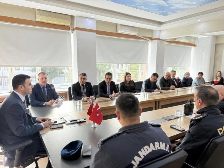 Osmaneli’nde İlçe İdare Şube Başkanları Toplantısı Yapıldı