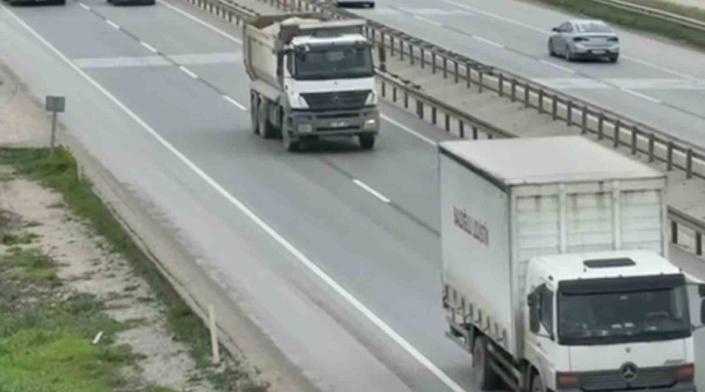 Trafik Polisleri Dron İle Görüntüledi, İhlalleri Affetmedi